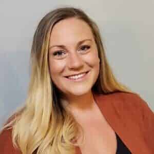 jenna nelson square headshot